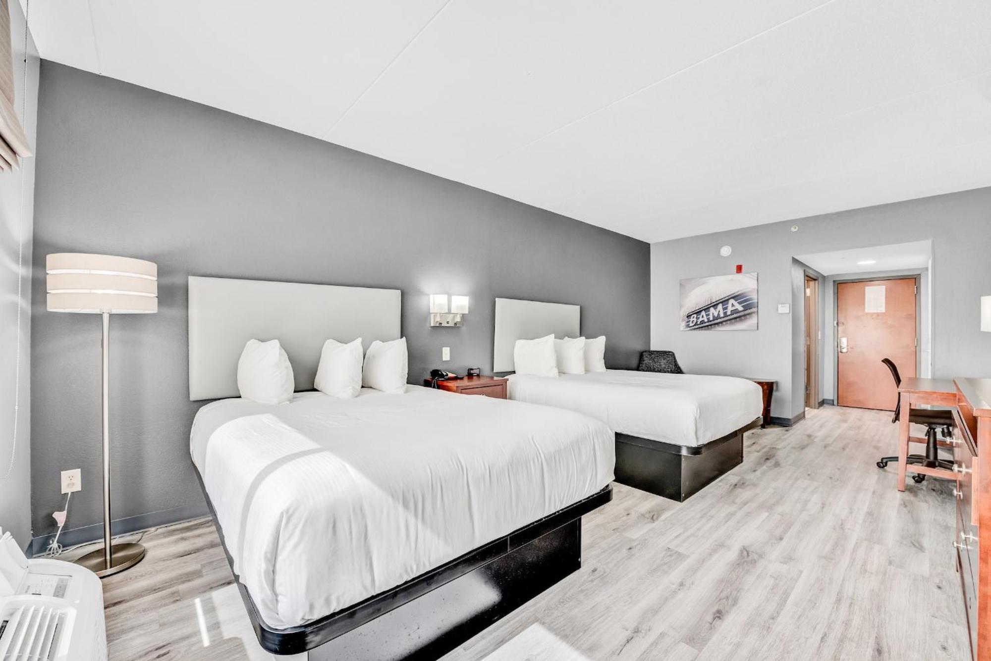 Wingate By Wyndham Tuscaloosa Hotel Exterior foto