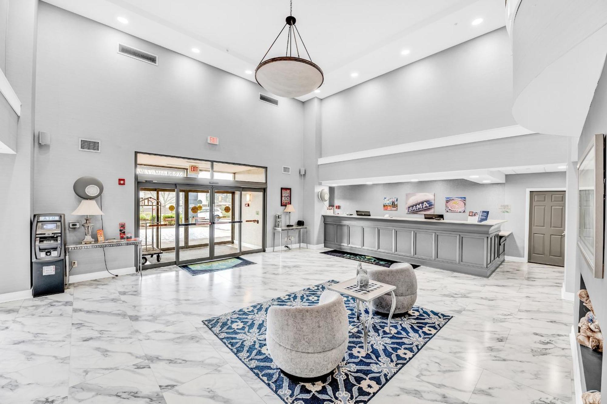 Wingate By Wyndham Tuscaloosa Hotel Exterior foto