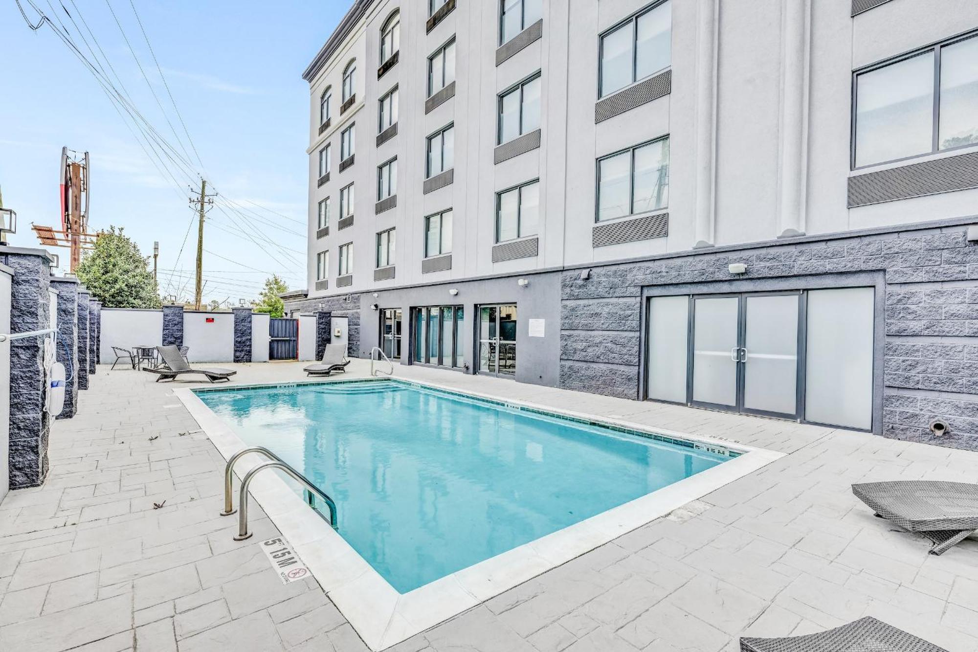 Wingate By Wyndham Tuscaloosa Hotel Exterior foto