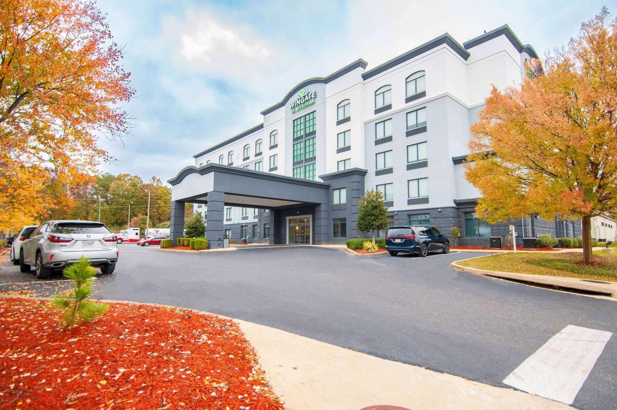 Wingate By Wyndham Tuscaloosa Hotel Exterior foto